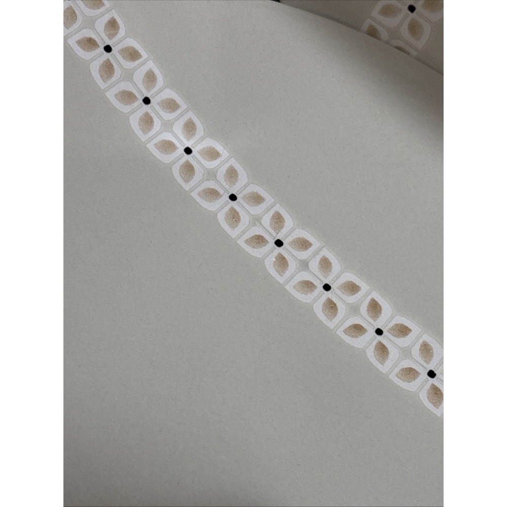 Pfaltzgraff Westside Dinner Plates Cream Flowers Dots on Taupe - Set Of 4 EUC - Picture 7 of 11